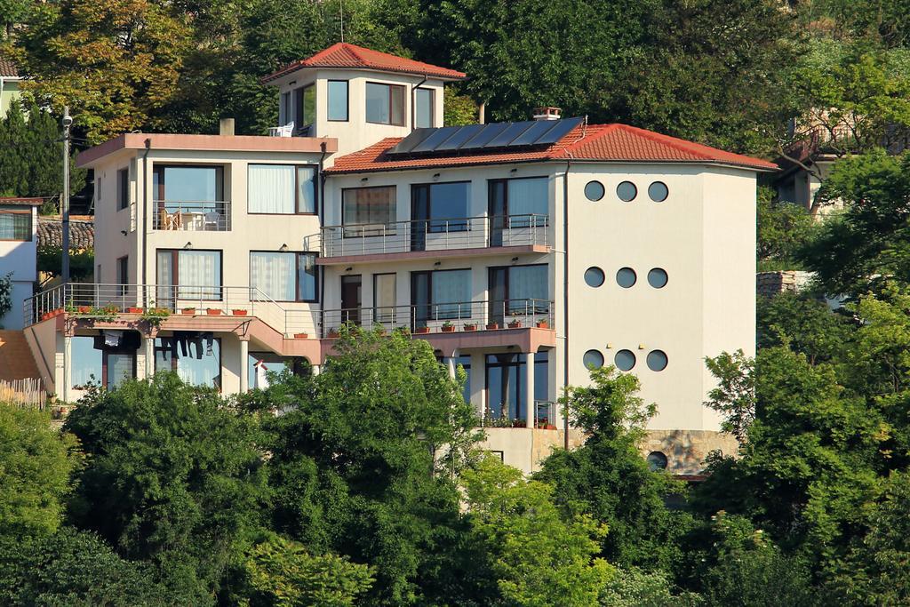 بالشيك Guest Rooms Sea View المظهر الخارجي الصورة