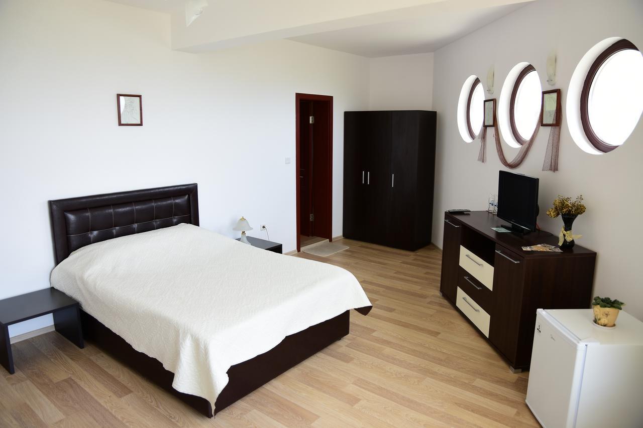 بالشيك Guest Rooms Sea View المظهر الخارجي الصورة